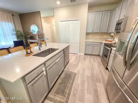 10366 Benson Lake Drive Jacksonville FL 32222