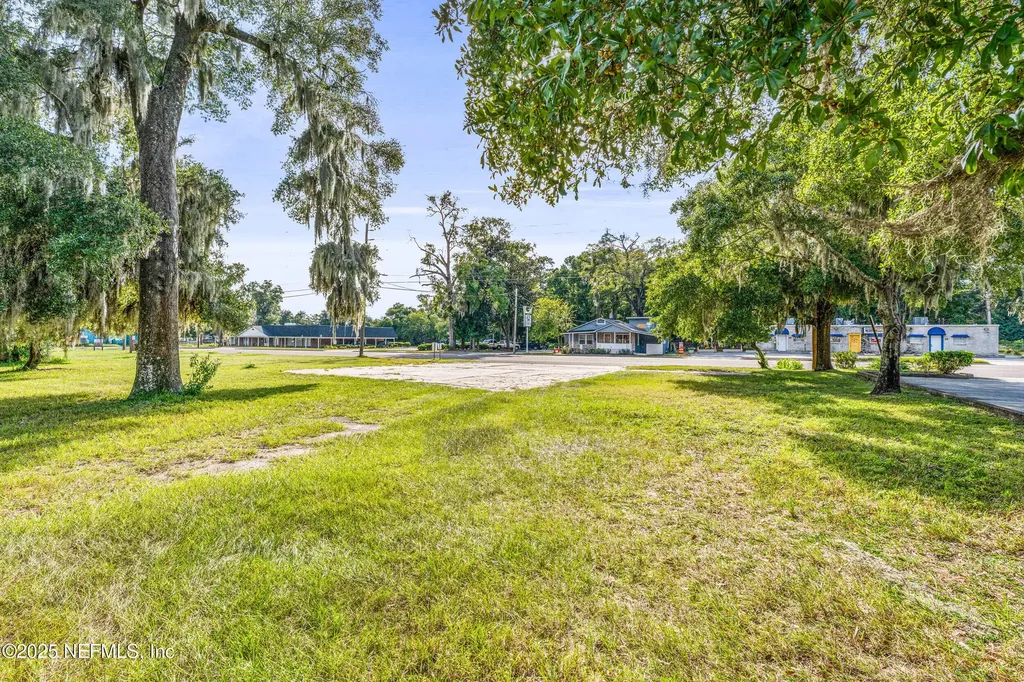 949 Cesery Boulevard Jacksonville FL 32211