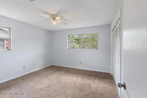 9047 Southwark Drive Jacksonville FL 32257