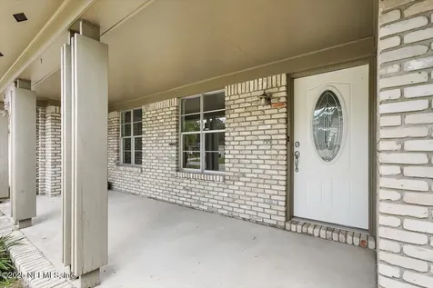 9047 Southwark Drive Jacksonville FL 32257