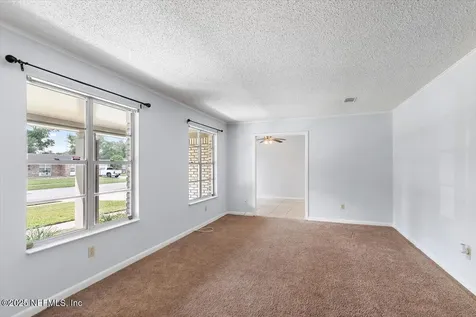 9047 Southwark Drive Jacksonville FL 32257