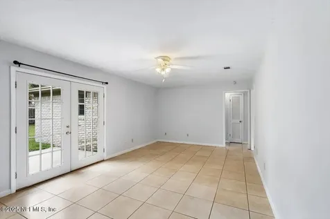 9047 Southwark Drive Jacksonville FL 32257