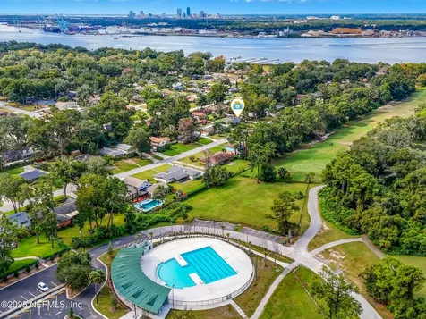 5396 Golf Course Drive Jacksonville FL 32277