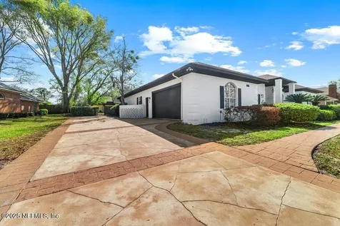 12626 Mission Hills Circle N Jacksonville FL 32225