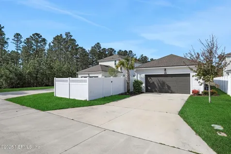 668 Palmetto Place Yulee FL 32097