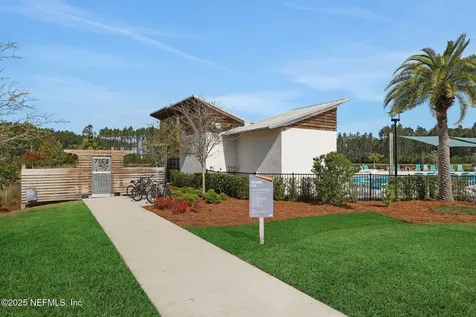 668 Palmetto Place Yulee FL 32097