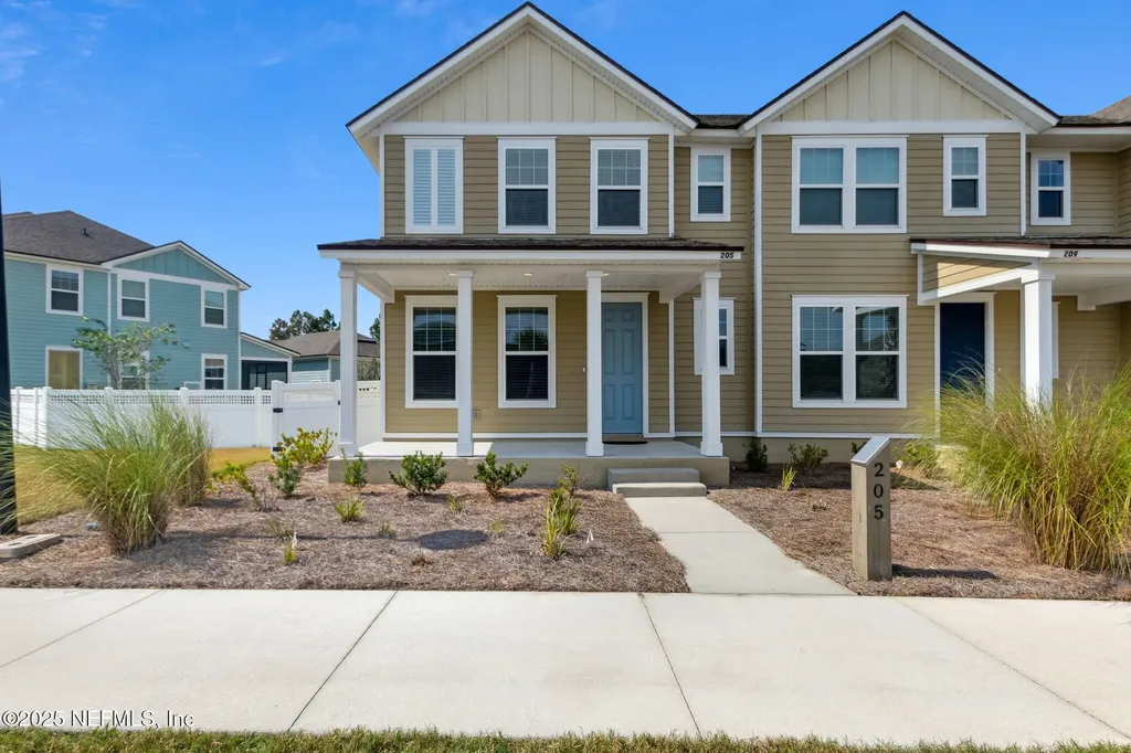 205 Daydream Avenue Yulee FL 32097