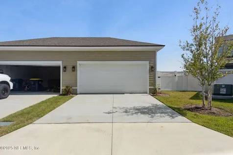 205 Daydream Avenue Yulee FL 32097