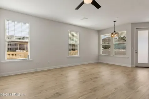 205 Daydream Avenue Yulee FL 32097