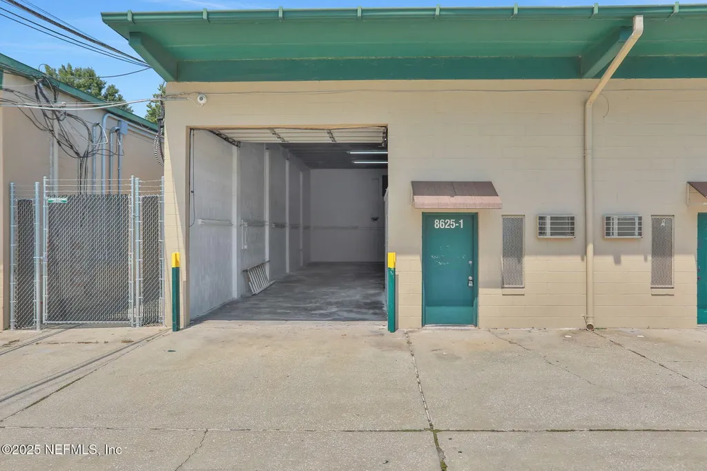 8511 Alton Avenue Jacksonville FL 32211