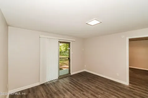 7070 Perke Drive Jacksonville FL 32210
