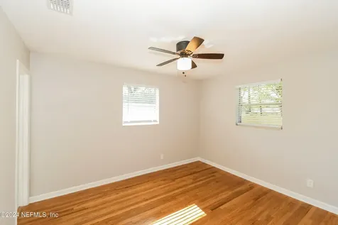 7070 Perke Drive Jacksonville FL 32210