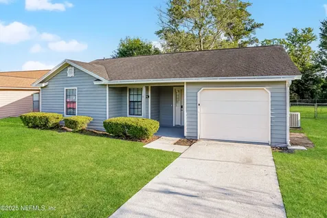 1878 Shannon Lake Drive Middleburg FL 32068