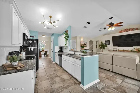 2609 Royal Pointe Drive Green Cove Springs FL 32043