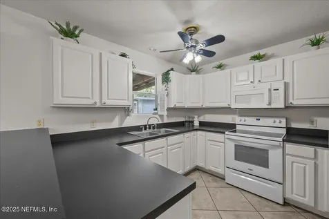 2333 Water Bluff Drive Jacksonville FL 32218