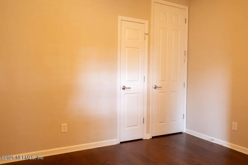 8711 Little Swift Circle Jacksonville FL 32256