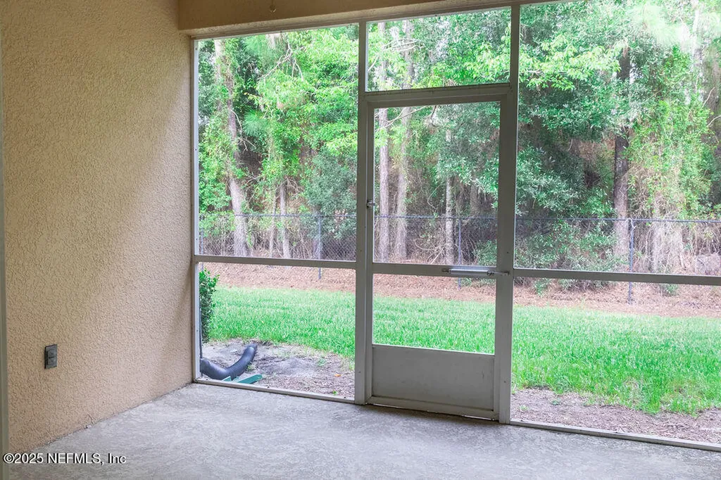 8711 Little Swift Circle Jacksonville FL 32256