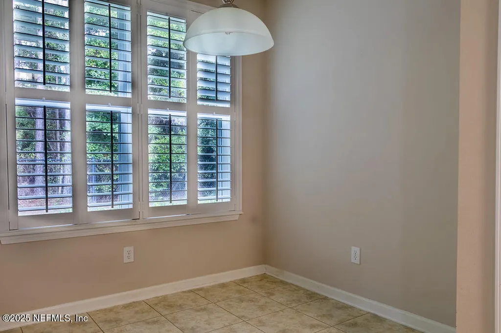 8711 Little Swift Circle Jacksonville FL 32256