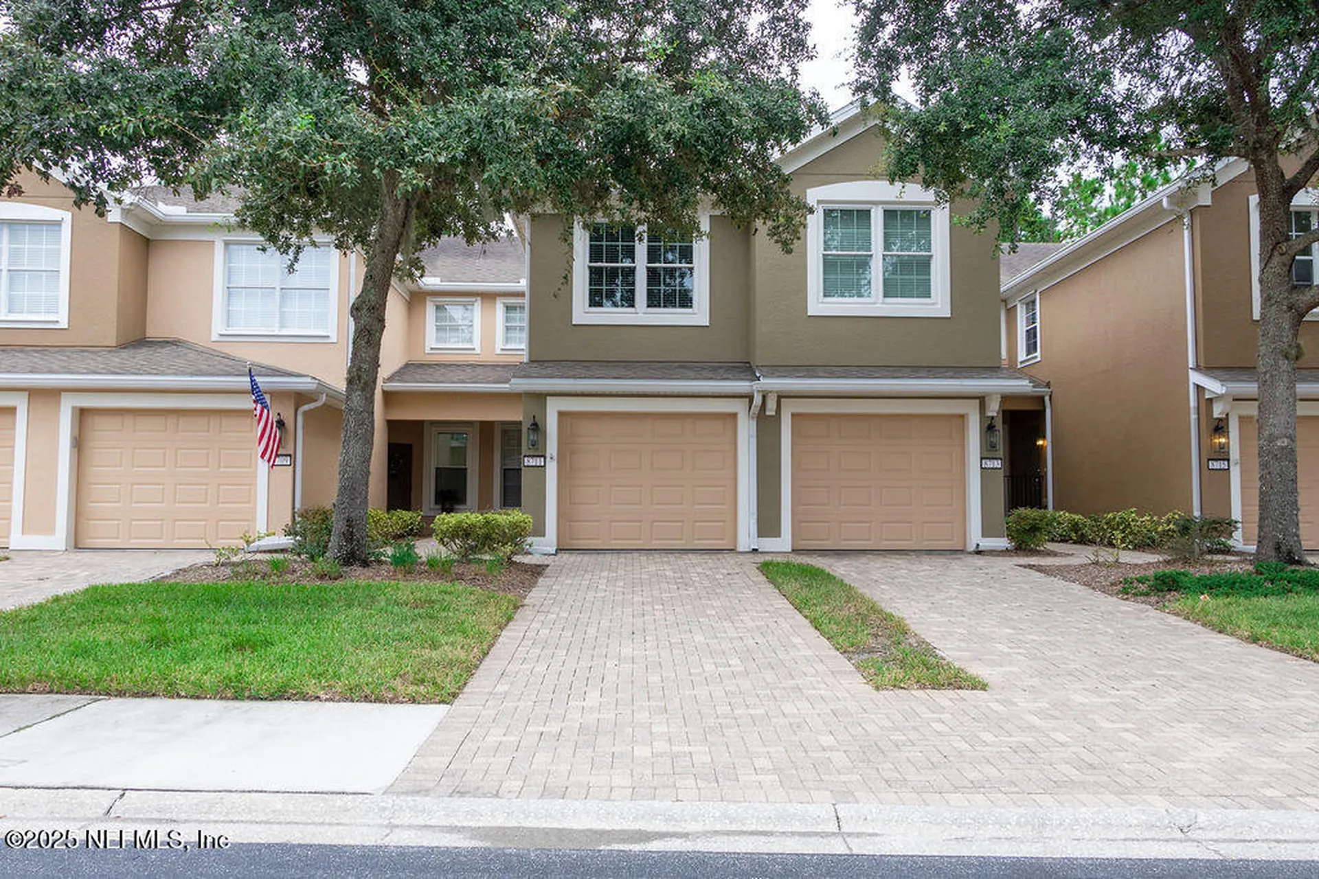 8711 Little Swift Circle Jacksonville FL 32256