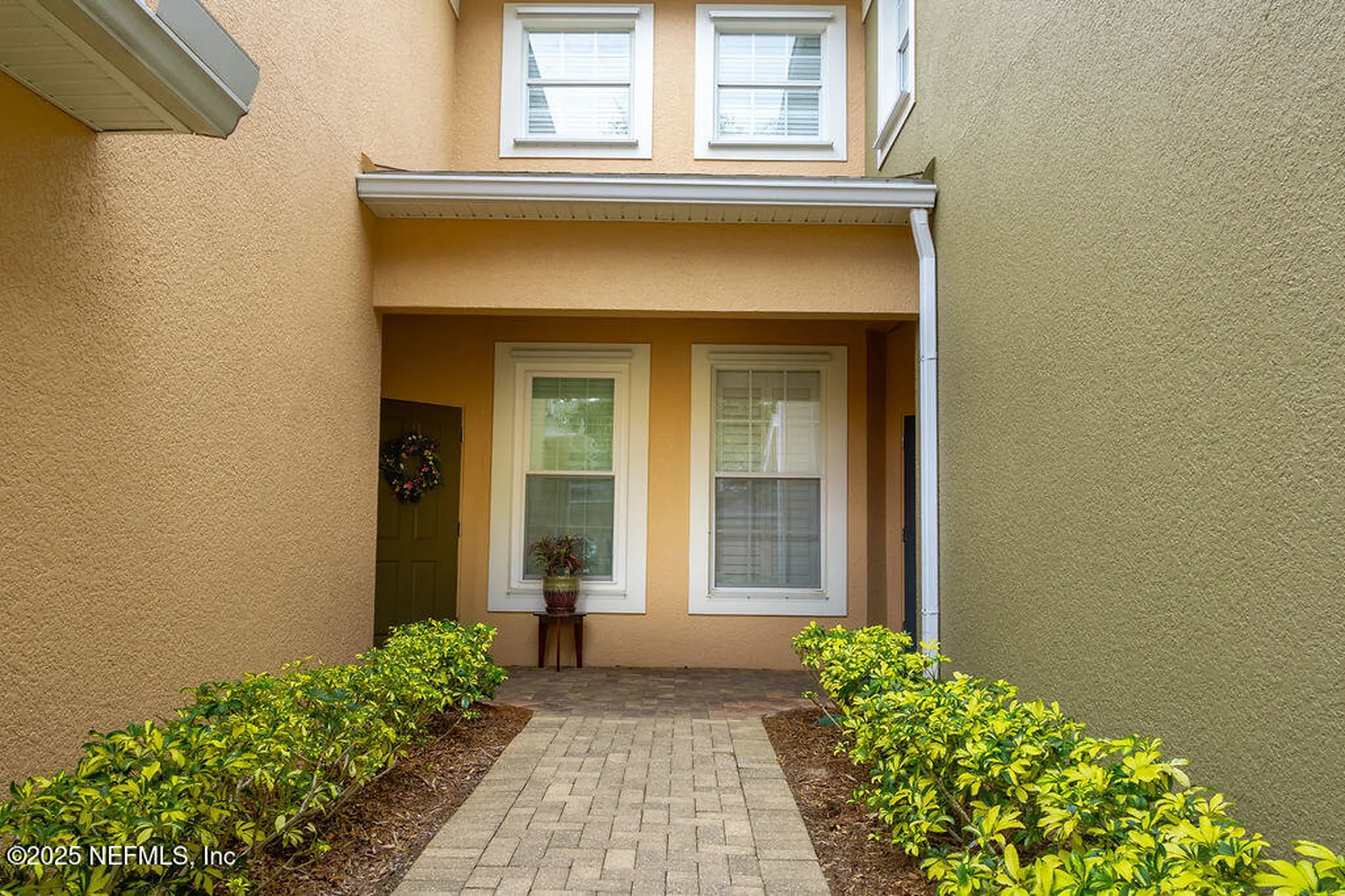 8711 Little Swift Circle Jacksonville FL 32256