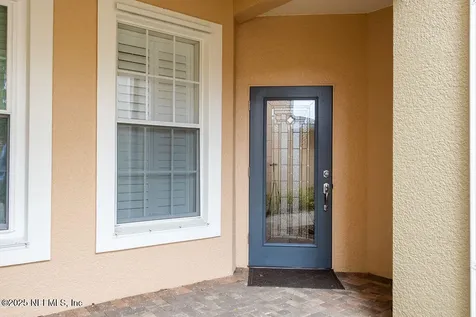 8711 Little Swift Circle Jacksonville FL 32256