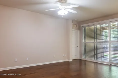 8711 Little Swift Circle Jacksonville FL 32256