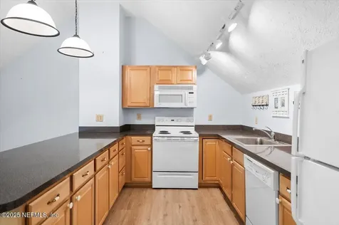2087 Harvard Street Middleburg FL 32068