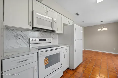 5604 Sabena Road Jacksonville FL 32207