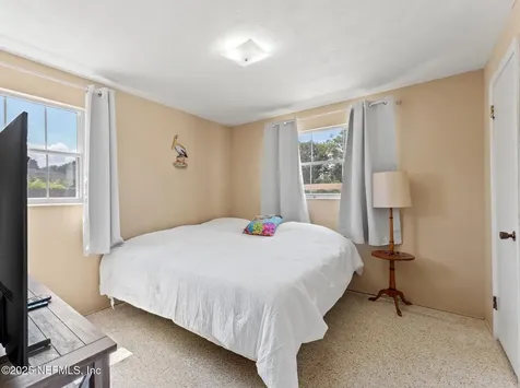 4047 Schirra Drive Jacksonville FL 32277
