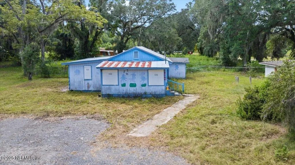 9044 Crystal Springs Road Jacksonville FL 32221