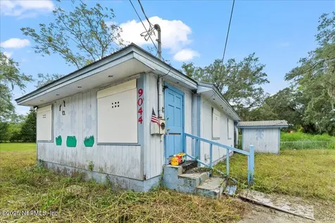 9044 Crystal Springs Road Jacksonville FL 32221
