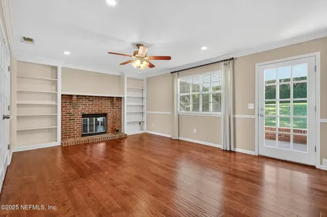 8637 Royalwood Drive Jacksonville FL 32256