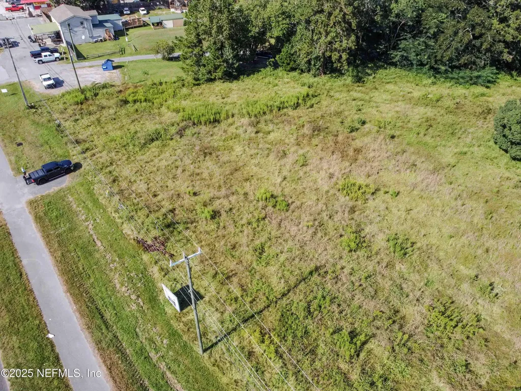 3305 Us Highway 17 Green Cove Springs FL 32043