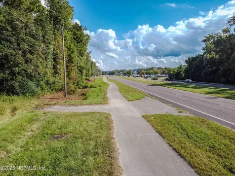 3305 Us Highway 17 Green Cove Springs FL 32043