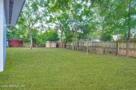 6822 Buttontree Lane S Jacksonville FL 32277