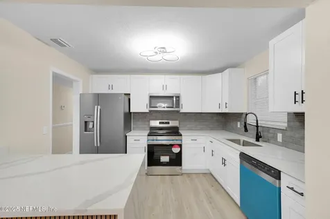 6822 Buttontree Lane S Jacksonville FL 32277