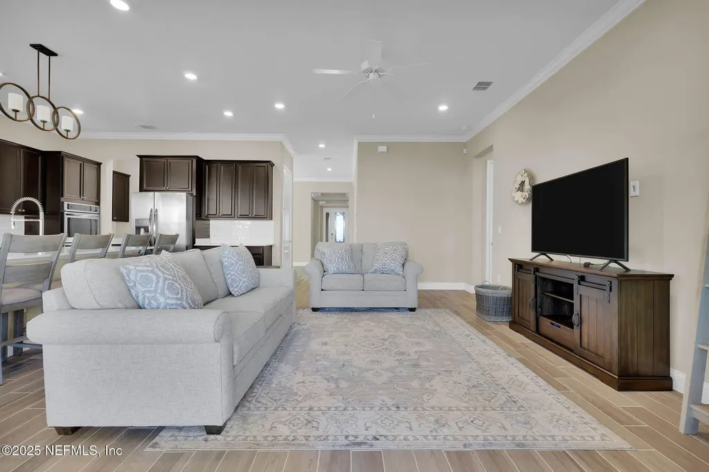 71 Armorer Court Jacksonville FL 32081