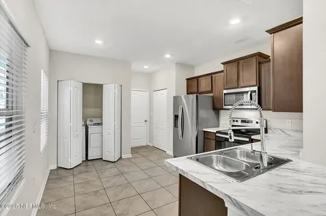 7625 Legacy Trail Jacksonville FL 32256