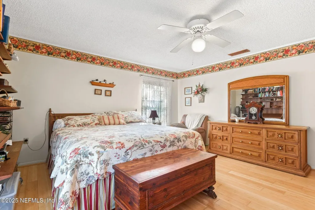 102 Acosta Creek Drive Satsuma FL 32189