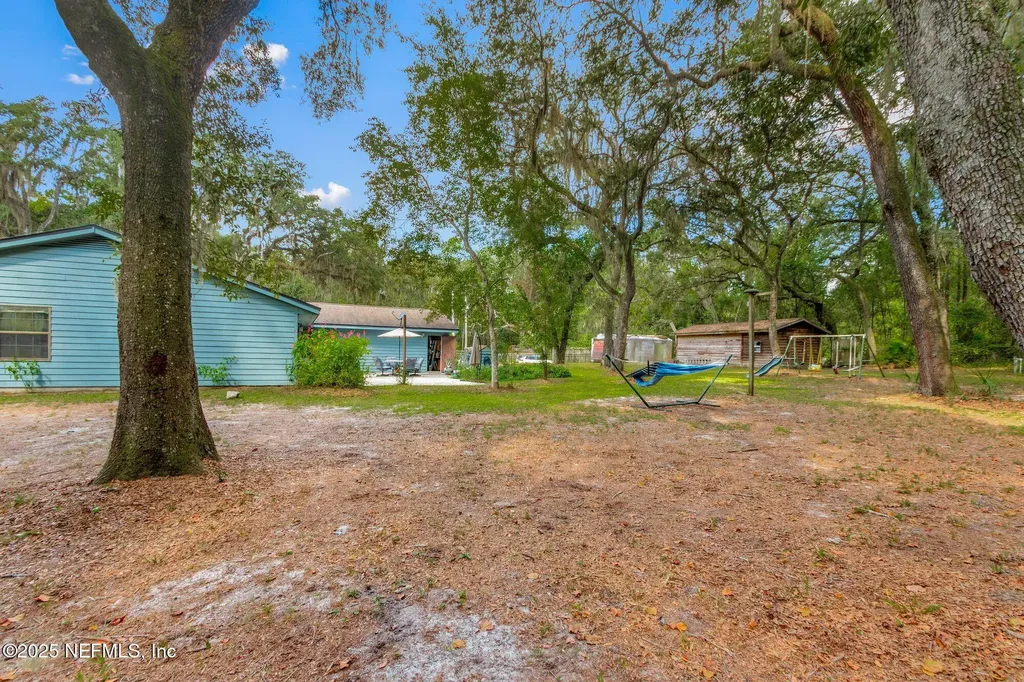 102 Acosta Creek Drive Satsuma FL 32189