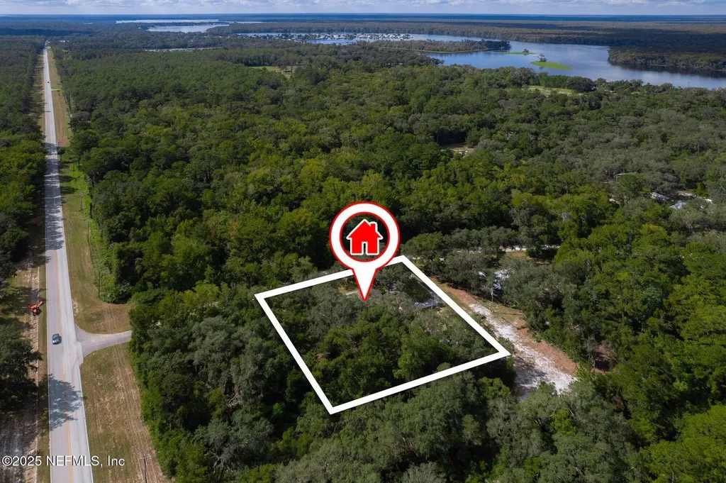 102 Acosta Creek Drive Satsuma FL 32189