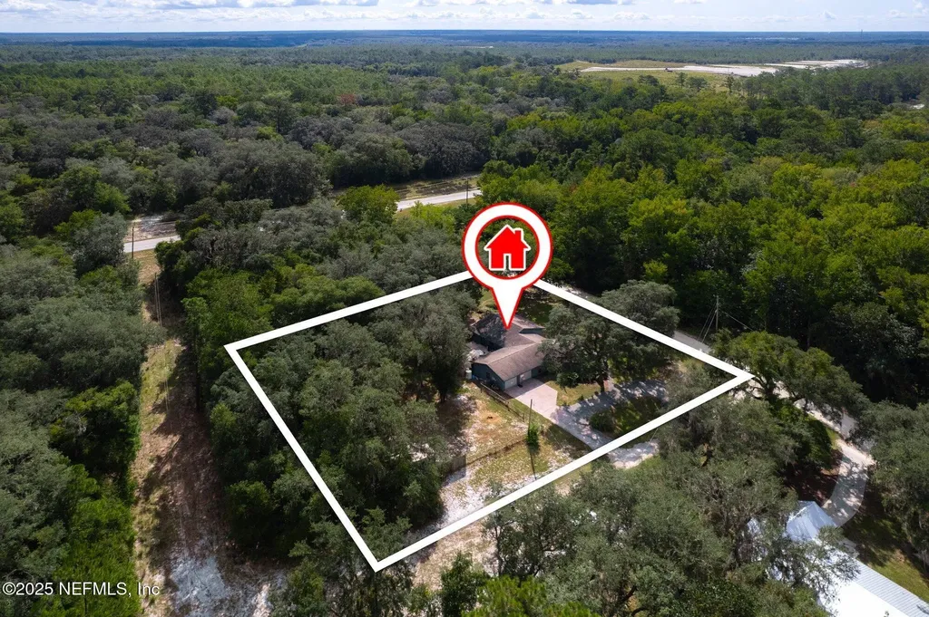 102 Acosta Creek Drive Satsuma FL 32189