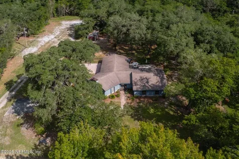 102 Acosta Creek Drive Satsuma FL 32189
