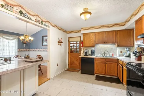 102 Acosta Creek Drive Satsuma FL 32189