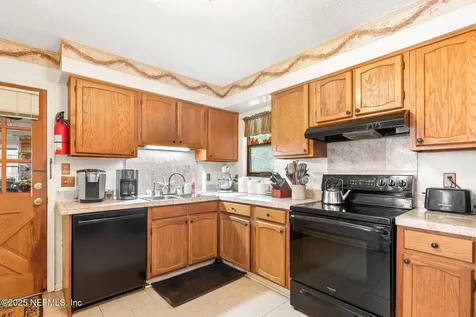 102 Acosta Creek Drive Satsuma FL 32189