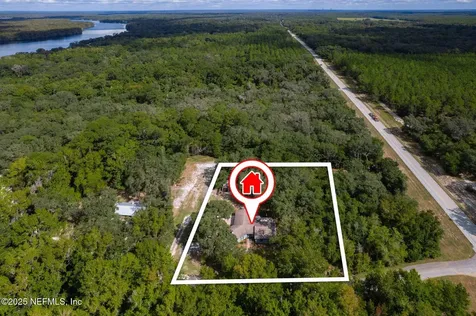 102 Acosta Creek Drive Satsuma FL 32189