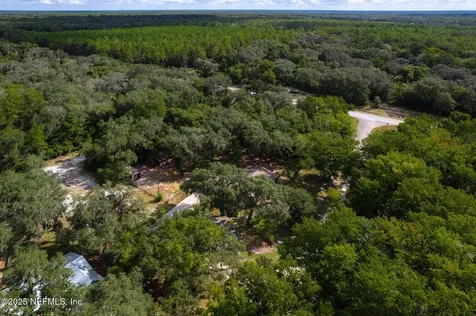 102 Acosta Creek Drive Satsuma FL 32189