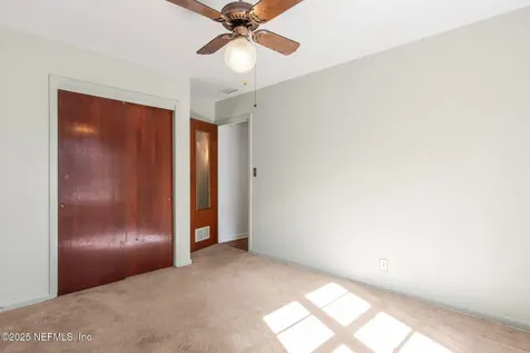 2504 Ironwood Drive Jacksonville FL 32216