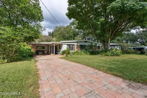 2504 Ironwood Drive Jacksonville FL 32216