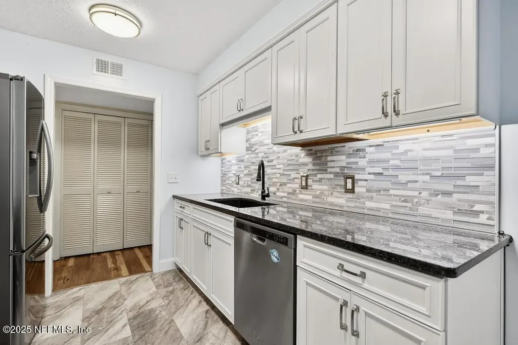 2700 Mizell Avenue Fernandina Beach FL 32034